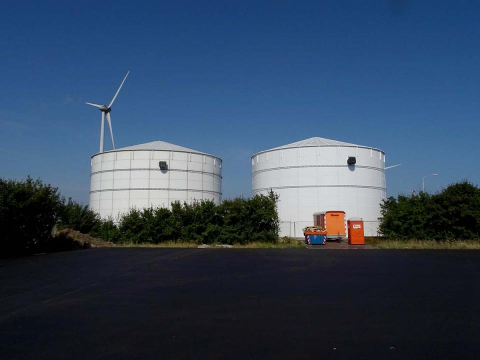 Nádrž pro pitnou vodu v Holandském přístavu Eemshaven